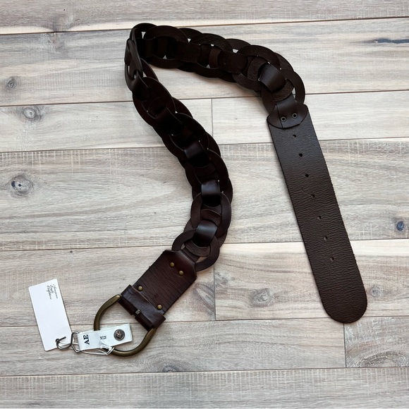 NWT American Eagle wide woven leather belt Medium - Picture 5 of 5